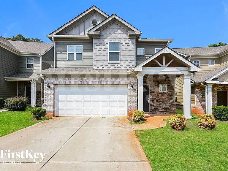 152 Daisy Cir — Photo 1