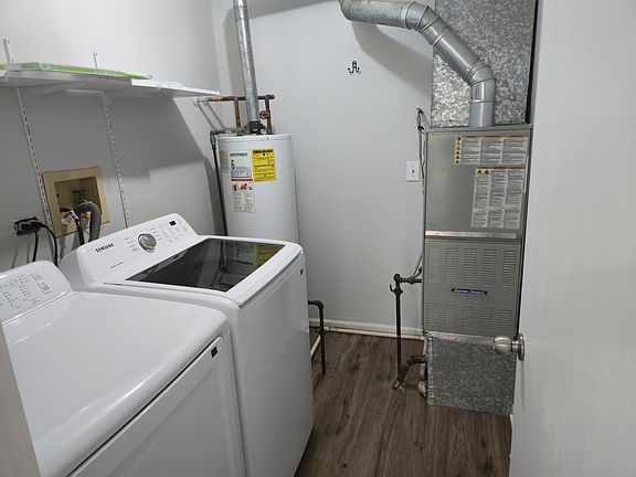 4th image of 1350 S Lorraine Rd APT E
