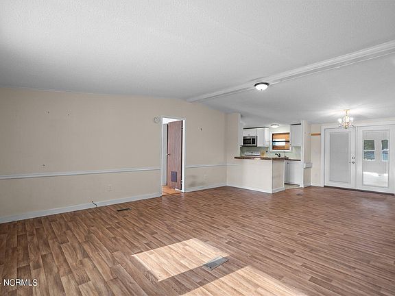 5th image of 1530 W Kilbart Drive SW