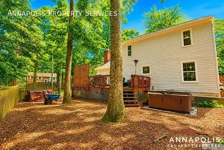 449 Alfreton Ct — Photo 35