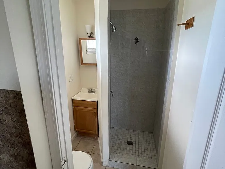 55 Highland Ave — Photo 3