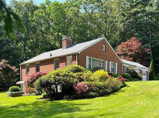 21 Shipman Dr, Glastonbury, CT 06033