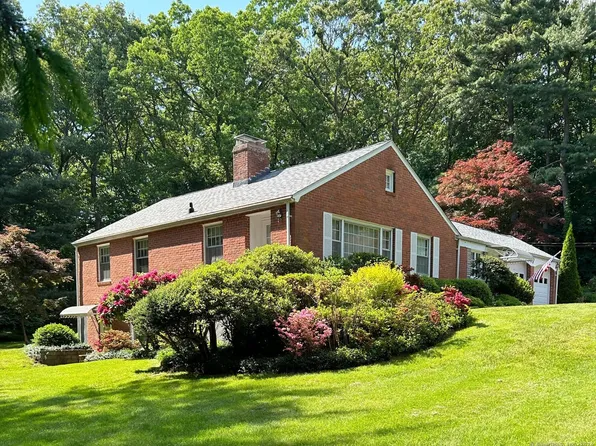 21 Shipman Drive, Glastonbury, CT 06033