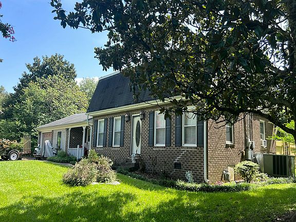 2nd image of 2095 Broughton Spring Rd