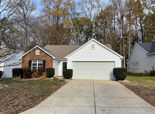 9532 Scotland Hall Ct, Charlotte, NC 28277