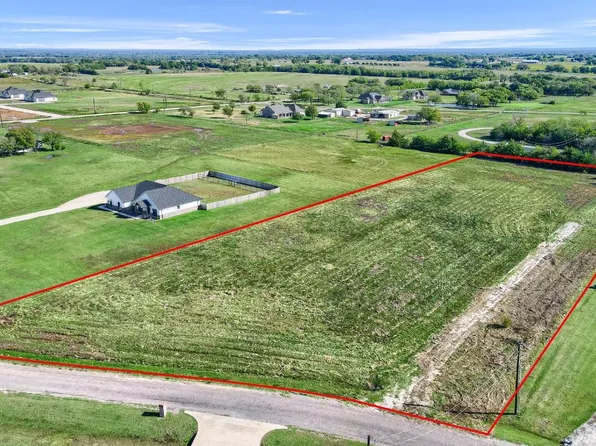 172 Copper Branch Rd, Whitesboro, TX 76273