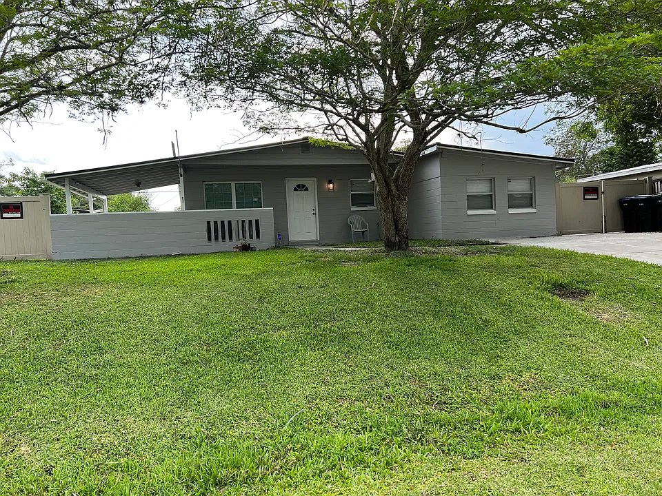 2912 Sanka Dr