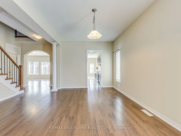 816 Roulston St — Photo 5