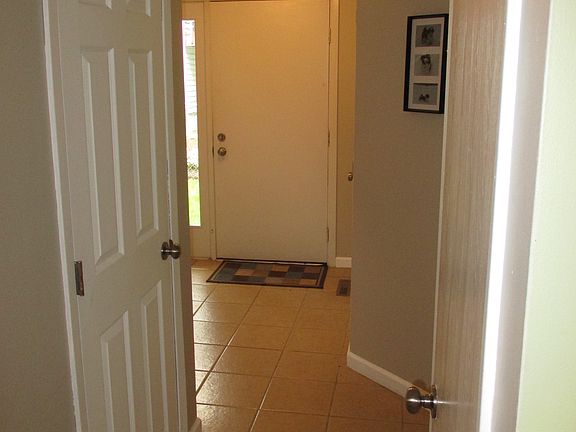 5th image of 3277 Delburn Ave