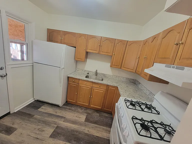 1402 Nicolay Way #1 — Photo 5