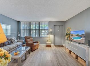 9141 Sunrise Lakes Blvd APT 104, Sunrise, FL 33322