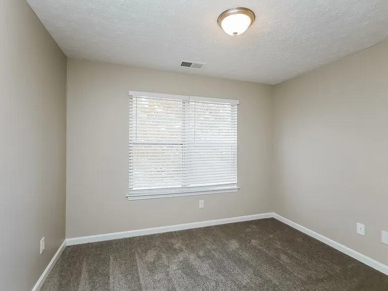 7205 Bridgeport Ct — Photo 11