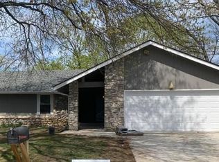 1608 W Pittsburg St, Broken Arrow, OK 74012