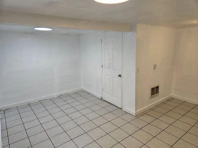 850 NW Polk Ave — Photo 10