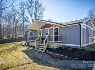 29 W Southwood Dr, Brevard, NC 28712