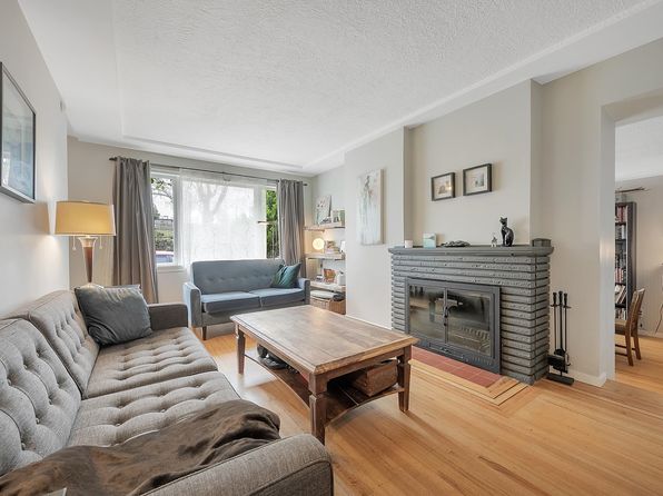 2215 Pandora St #2205, Vancouver, BC V5L 1N6