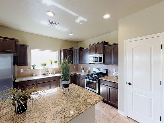 3rd image of 7552 Wolf Creek Dr