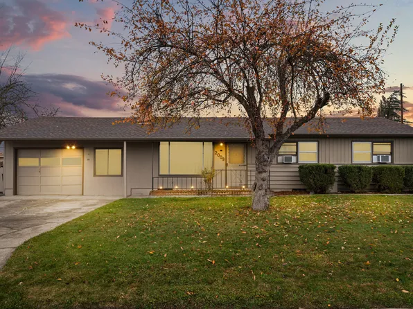 2009 Grandview Ave, Medford, OR 97504