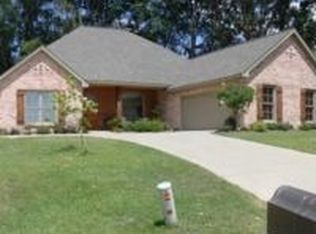 131 Elizabeth Dr, Brandon, MS 39042
