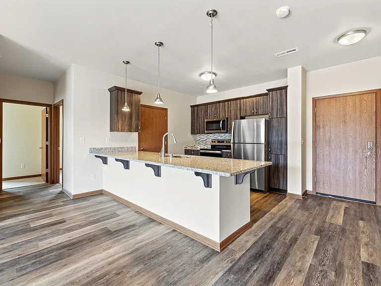 Saxony Village Apartments — Photo 37
