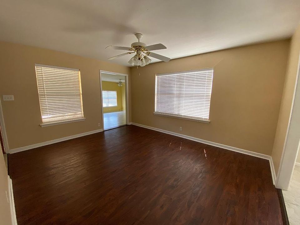 1612 Southwest Pkwy, Wichita Falls, TX 76302 Zillow