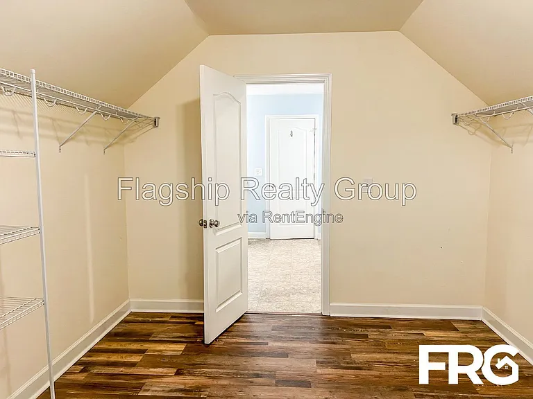 491 Fallingbrook Dr — Photo 61