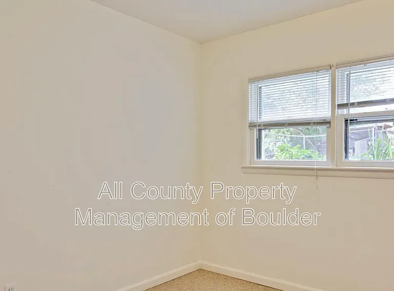 732 Alpine Ave — Photo 6