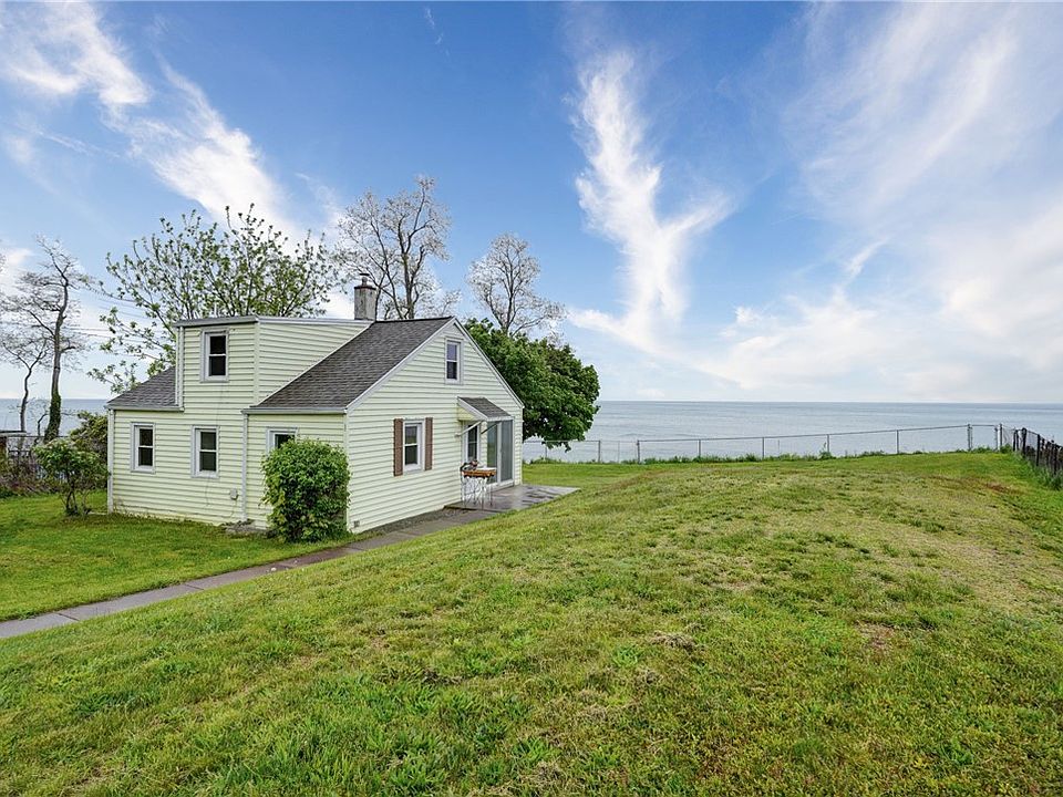 1st image of 904 Lake Rd #904