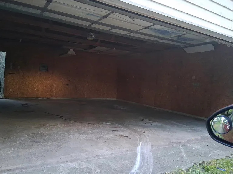 2550 E Main St — Photo 10