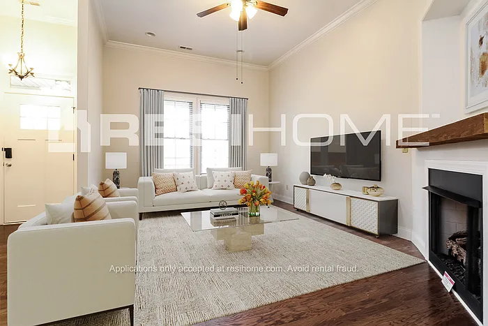 69 Lyle Dr — Photo 5
