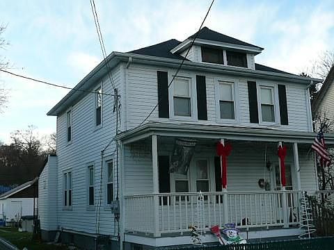 Frt with new partial Trex porch