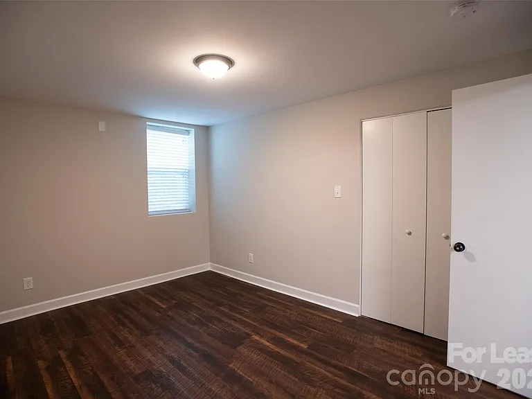 9100 Nash Ave — Photo 22