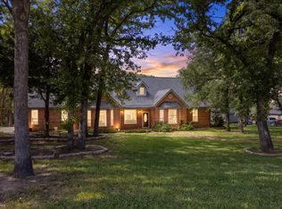7208 Wooded Acres Trl, Mansfield, TX 76063