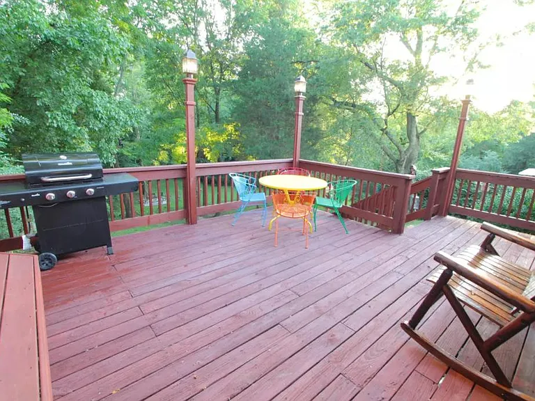 565 Whispering Hills Dr — Photo 27