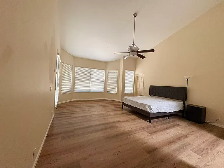 10511 N 117th Pl — Photo 10