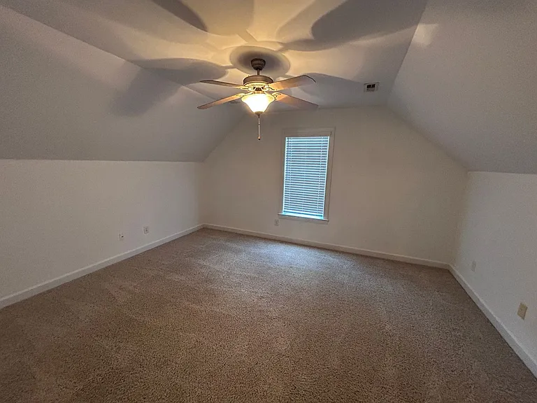 4540 Pebble Lake Dr — Photo 29