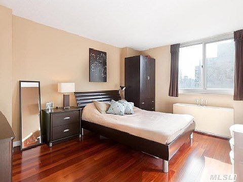 4th image of 345 E 93rd St APT 28E