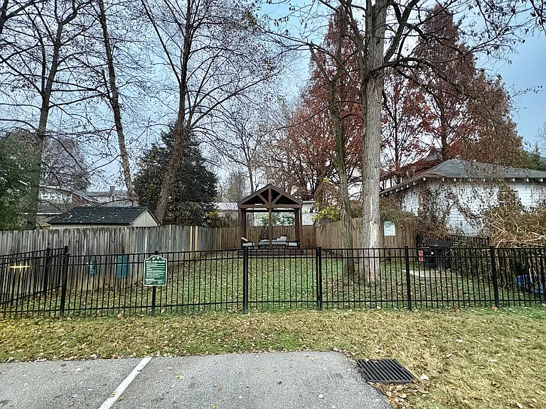 124 Vernon Ave #102 — Photo 20