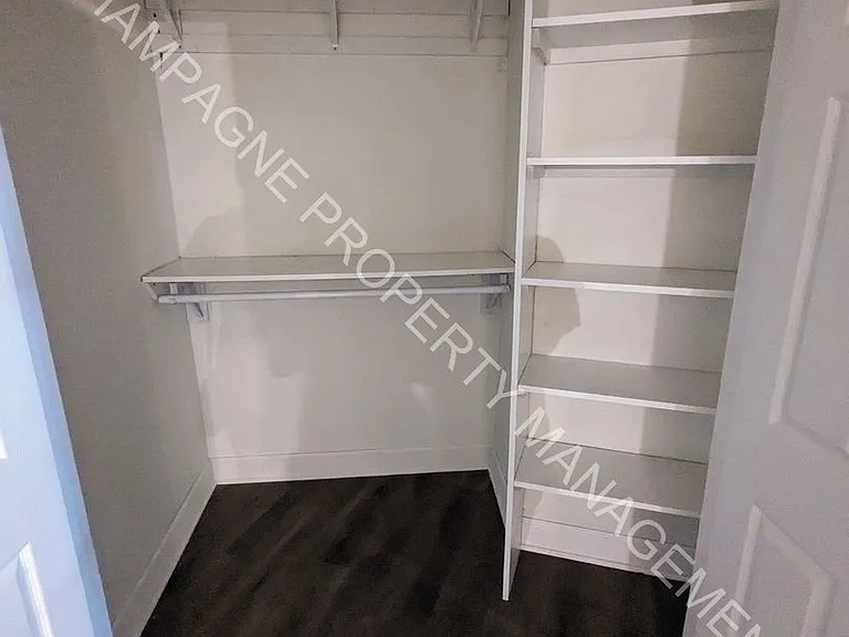920 Ward Pkwy — Photo 25