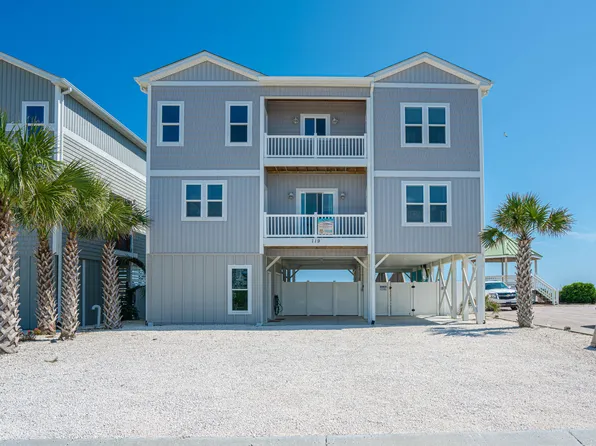 119 Ocean Boulevard W, Holden Beach, NC 28462