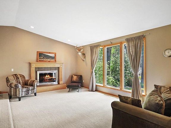4th image of 7607 E Beverly Dr