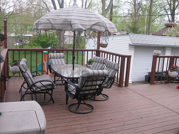 Large Deck