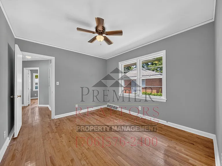 1819 Rosemary Ln — Photo 14