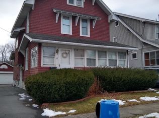 37 Glenwood Rd, Menands, NY 12204