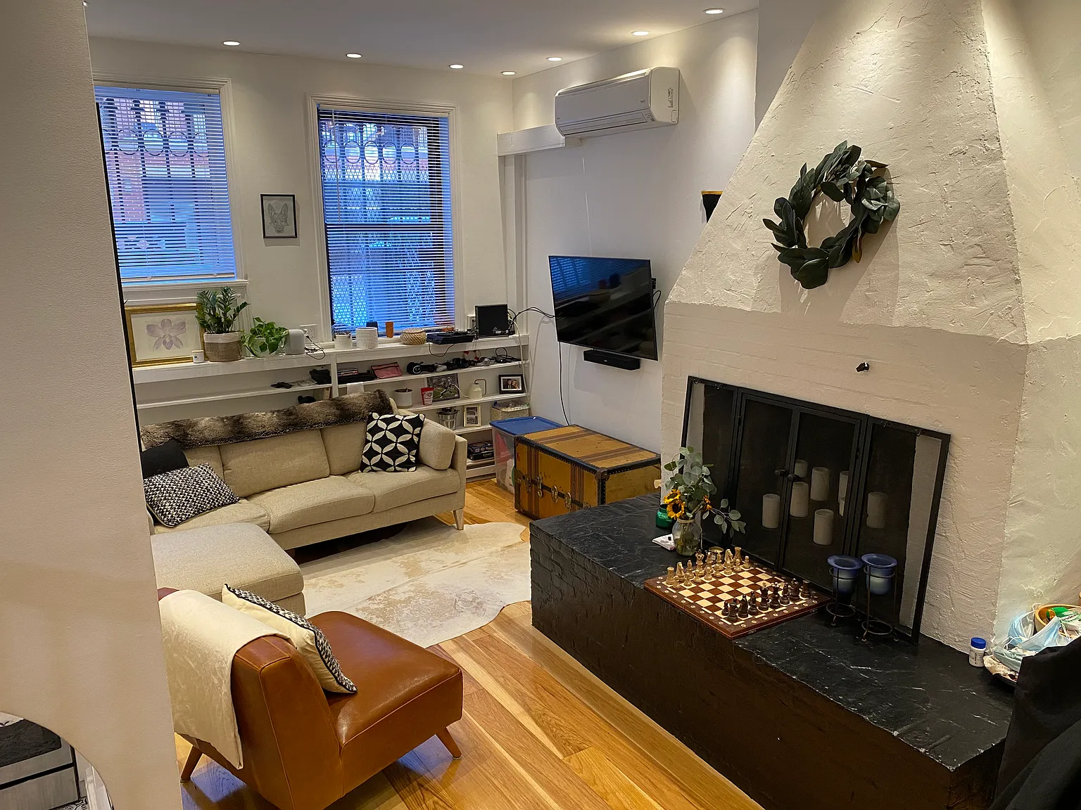 1 bed, 550 sqft, $3,050 — Photo 3