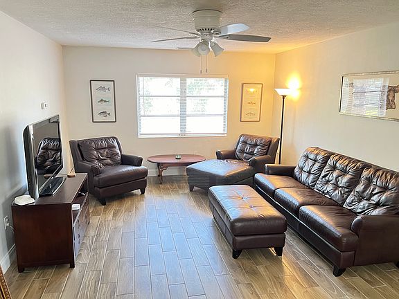 5th image of 4536 60th St W