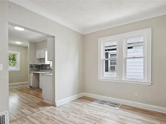 4th image of 1746 Mansfield Rd