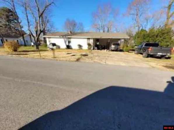 405 High Ave, Mountain Home, AR 72653