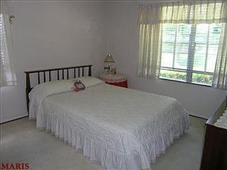 1st image of 6911 Forest Hill Dr