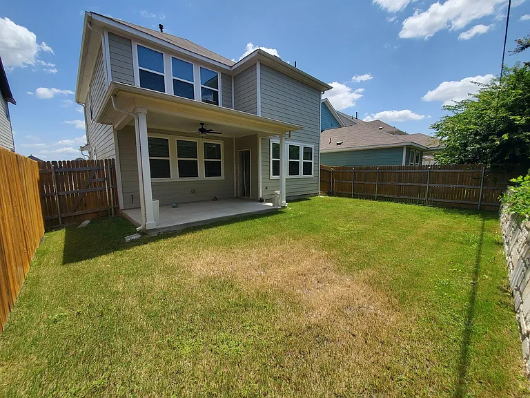 15610 Ellinger Dr — Photo 27